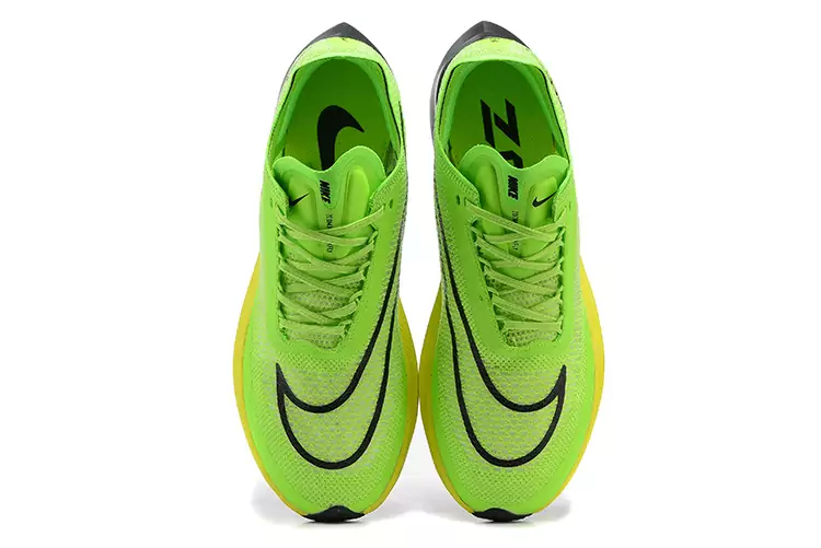 nike zoomx streakfly proto green noir2